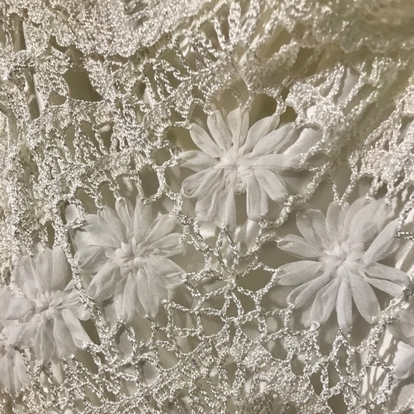 Wedding/prom/grad dress - Picture 5 of 7